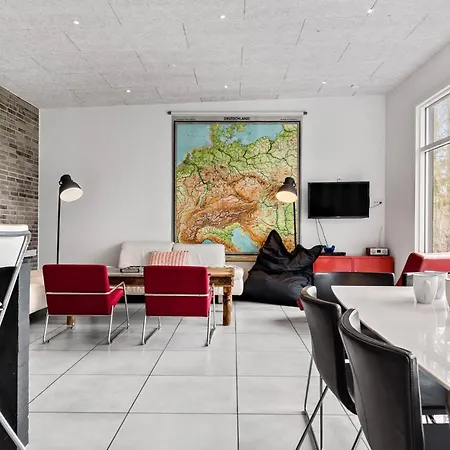 7 Bedroom Beautiful In