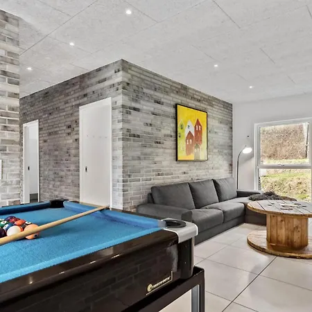 Дом отдыха 7 Bedroom Beautiful In Эбельтофт