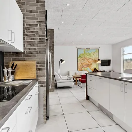 7 Bedroom Beautiful In