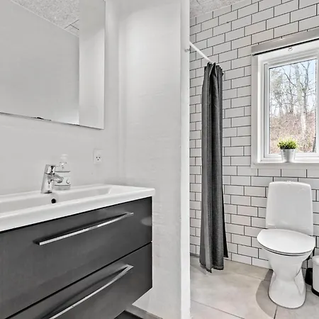 Дом отдыха 7 Bedroom Beautiful In *
